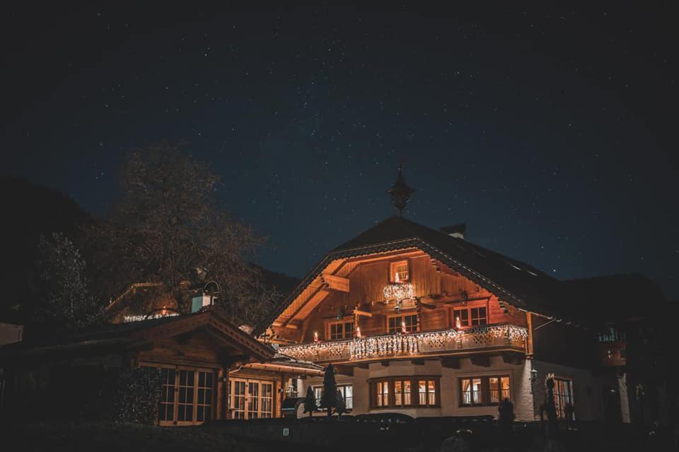 Ferienwohnung Schossleitner - Der Wohlfuehl-Ansitz Am Wolfgangsee Mit Weitblick Sankt Gilgen Exterior photo